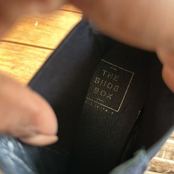 The Shoe Box Suede Chelsea Style Fashion Sneakers 41 - Picture 8 of 8